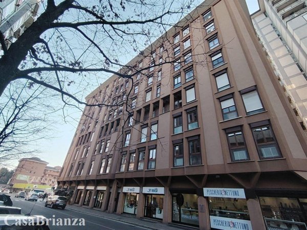 appartamento in affitto a Seregno