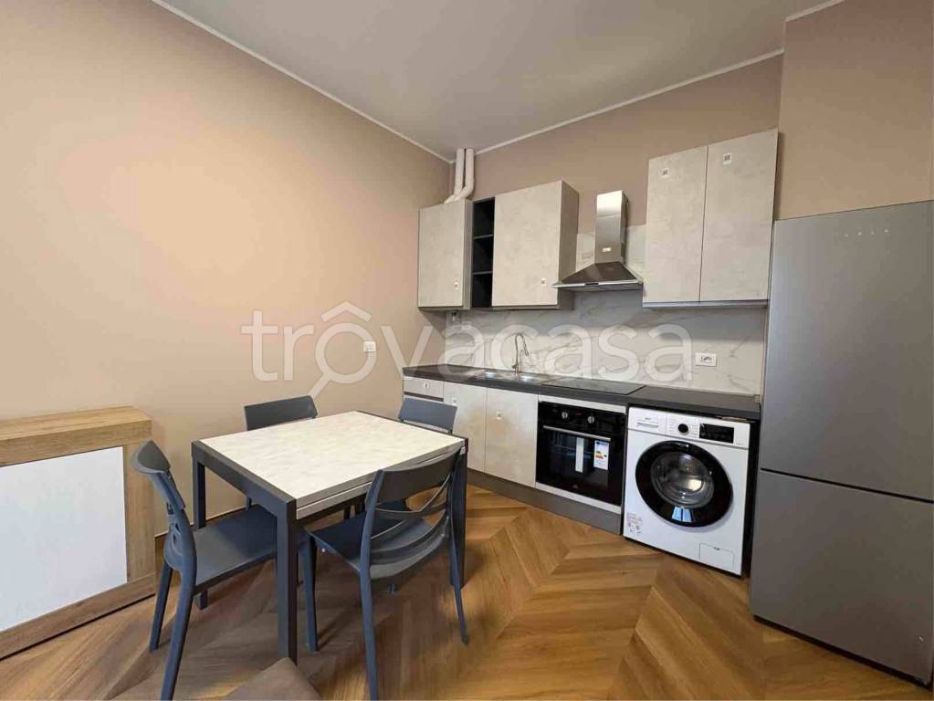 appartamento in affitto a Seregno