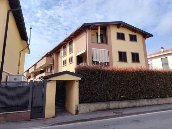 appartamento in affitto a Seregno