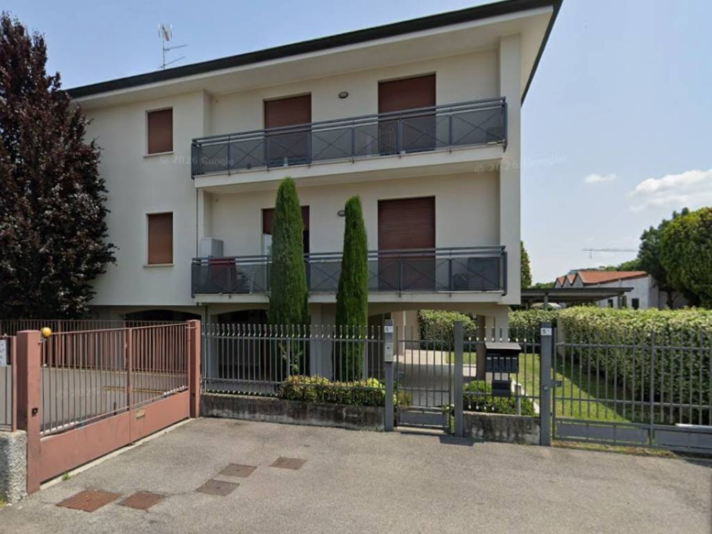 appartamento in affitto a Seregno