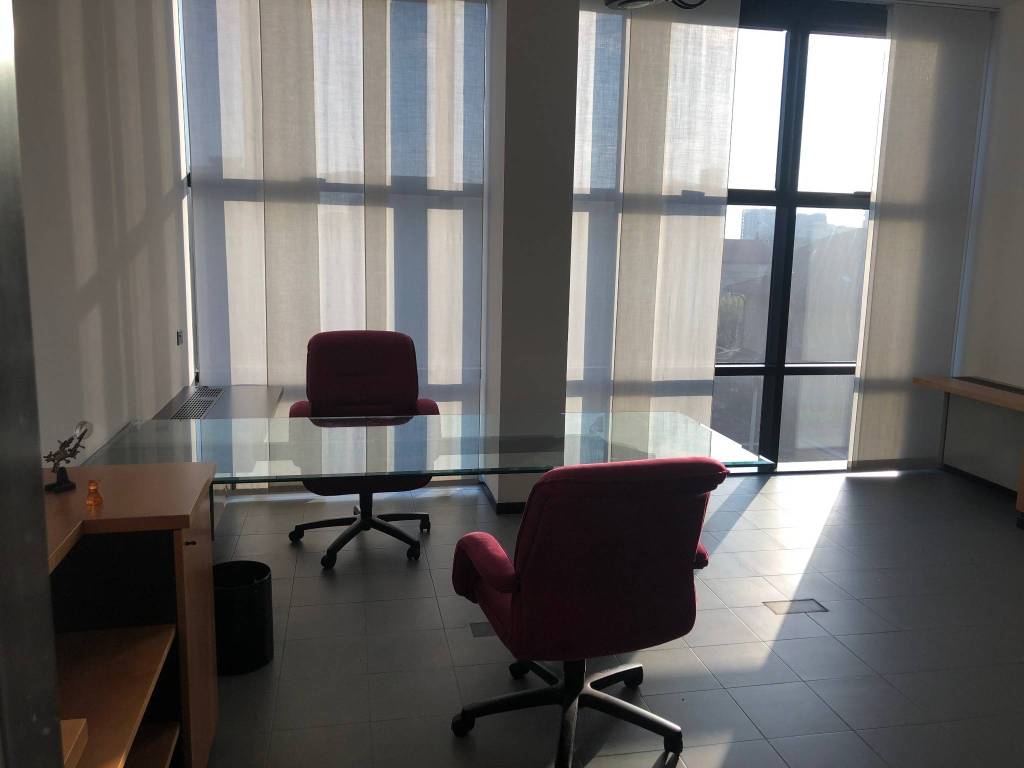 ufficio in affitto a Seregno