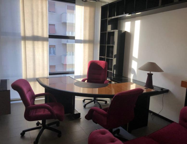 ufficio in affitto a Seregno