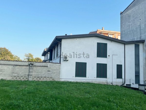 appartamento in affitto a Seregno