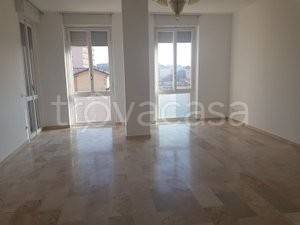 appartamento in affitto a Seregno