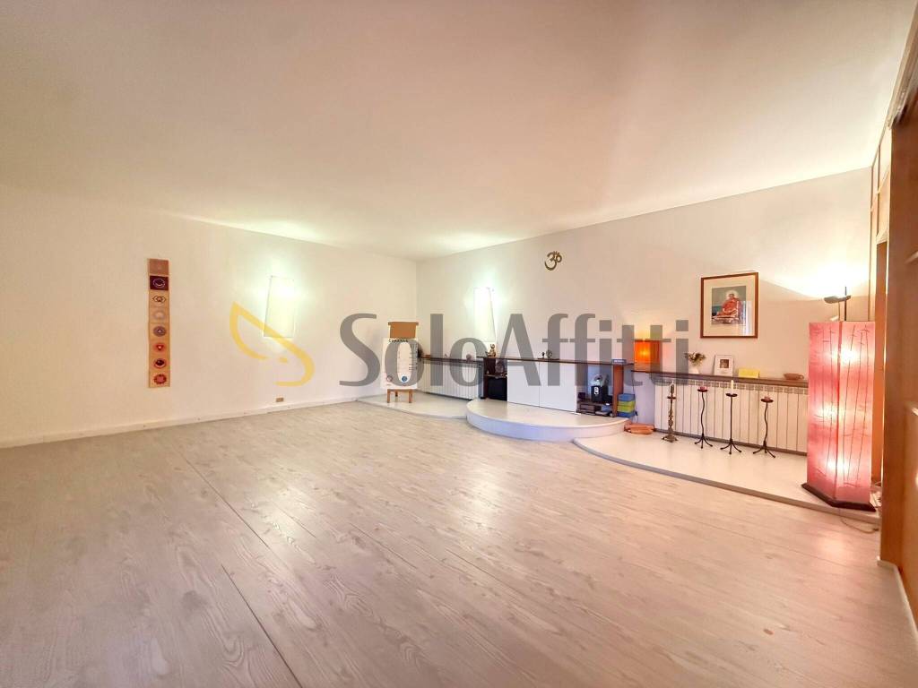 ufficio in affitto a Seregno