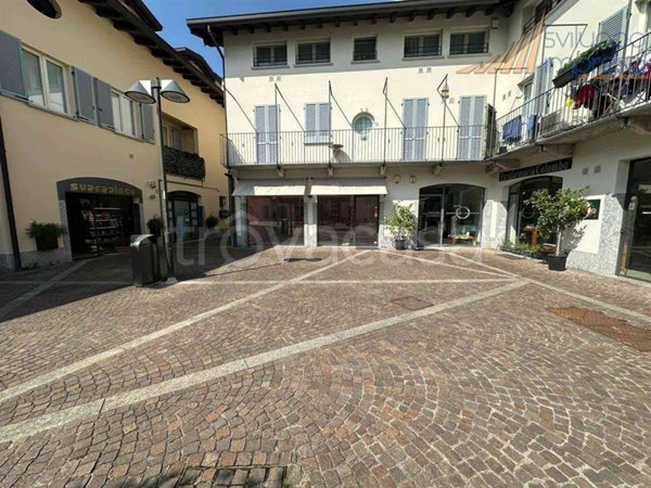 negozio in affitto a Seregno