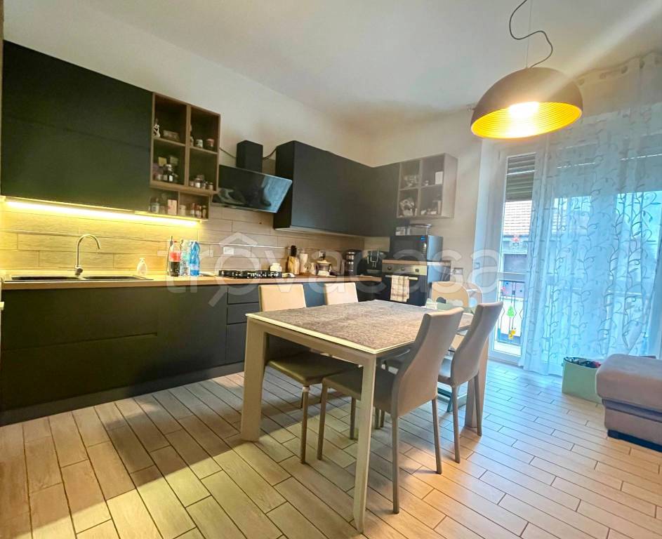 appartamento in affitto a Seregno