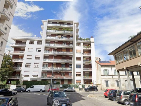 appartamento in affitto a Seregno