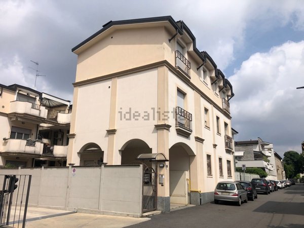 appartamento in affitto a Seregno