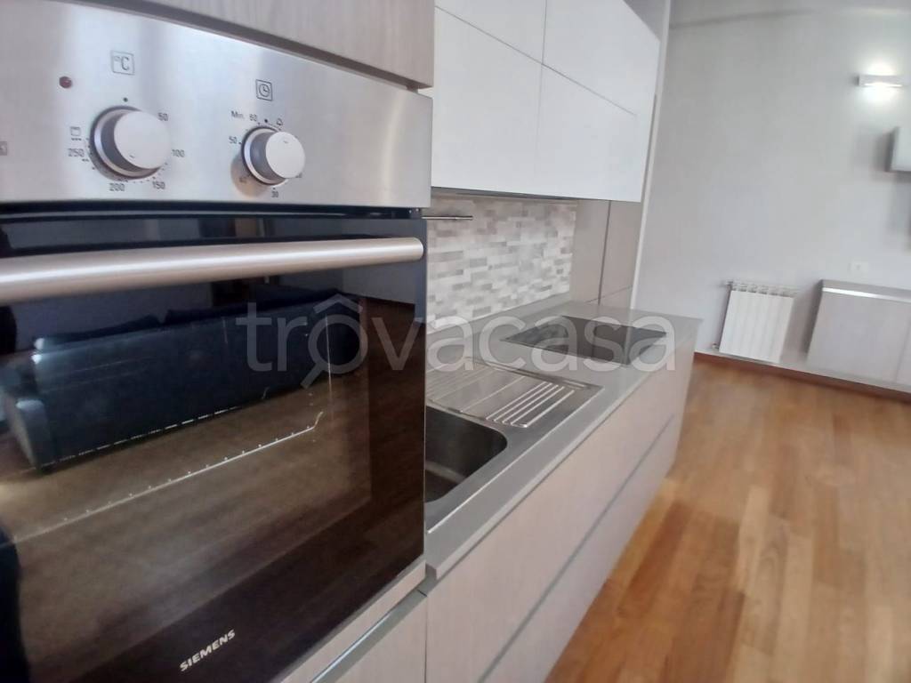 appartamento in affitto a Seregno