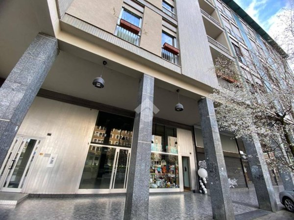 negozio in affitto a Seregno