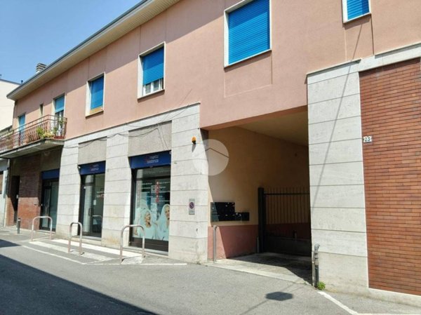 negozio in affitto a Seregno