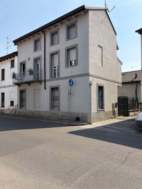 appartamento in affitto a Seregno