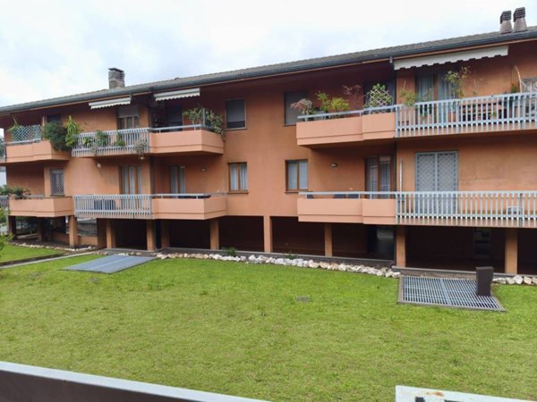 appartamento in affitto a Seregno