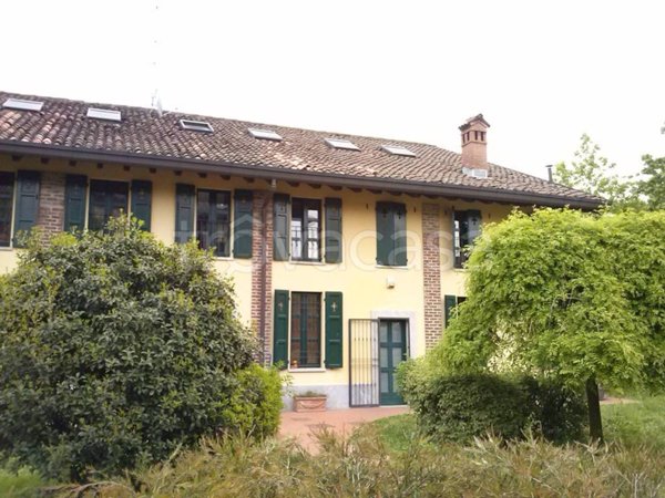 casa indipendente in affitto a Seregno