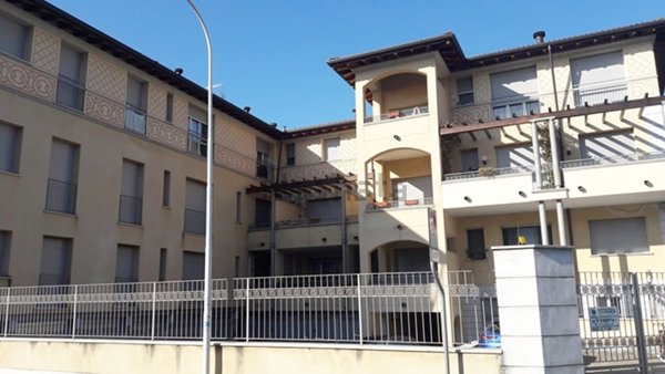 appartamento in affitto a Seregno