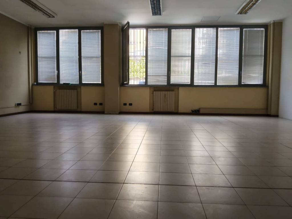 ufficio in affitto a Seregno