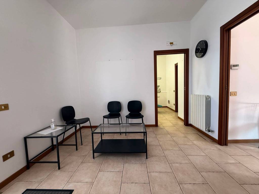 ufficio in affitto a Seregno