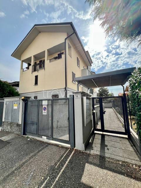 appartamento in affitto a Seregno
