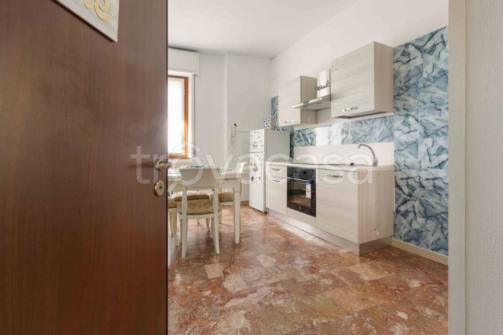 appartamento in affitto a Seregno