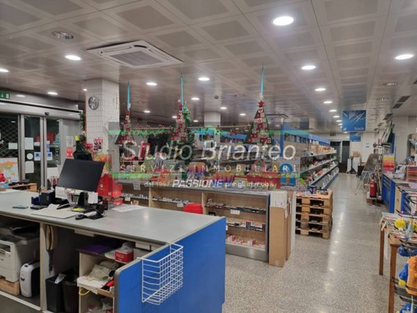 negozio in affitto a Seregno