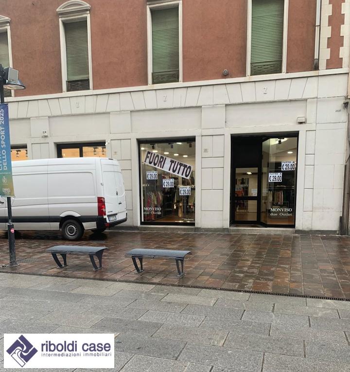 appartamento in affitto a Seregno