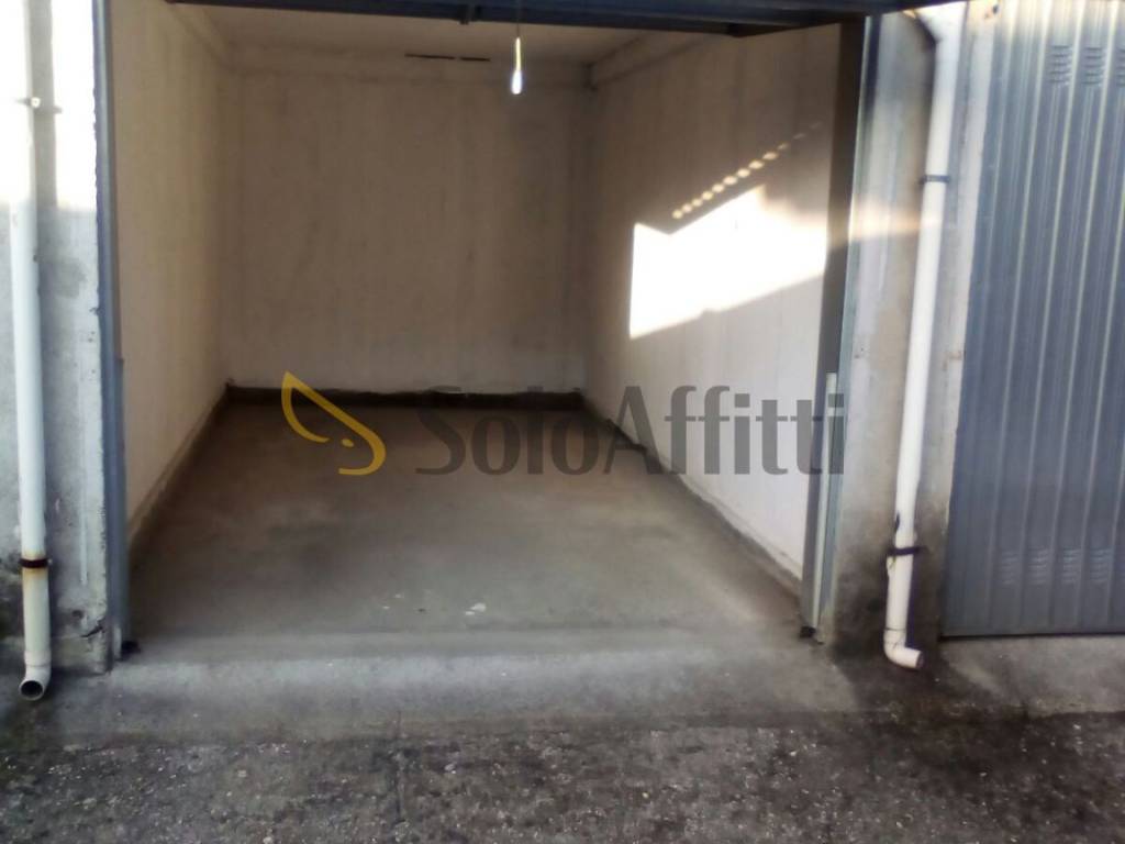 box auto in affitto a Seregno