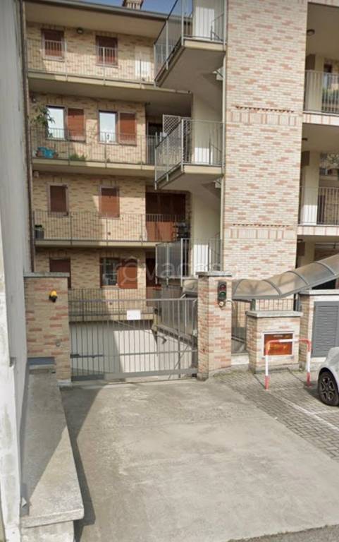 box auto in affitto a Seregno