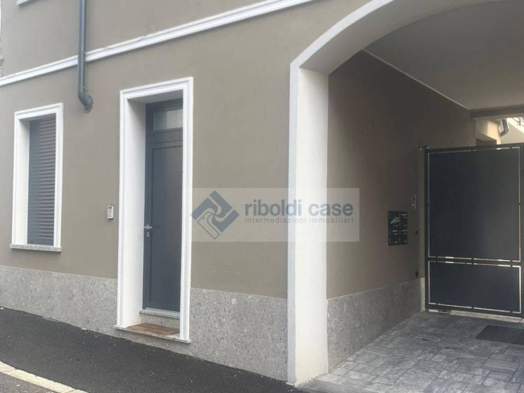 appartamento in affitto a Seregno