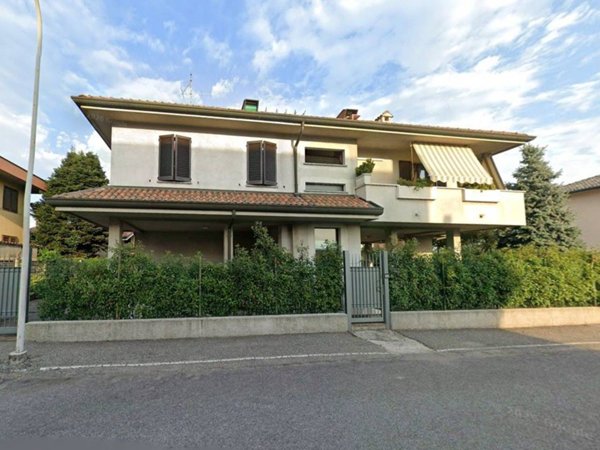 appartamento in affitto a Seregno