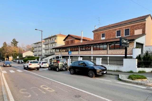 locale commerciale in affitto a Seveso
