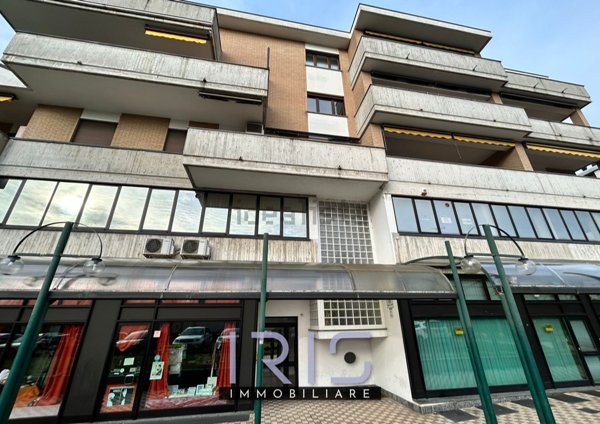 negozio in affitto a Seveso