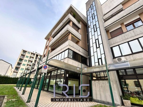 negozio in affitto a Seveso