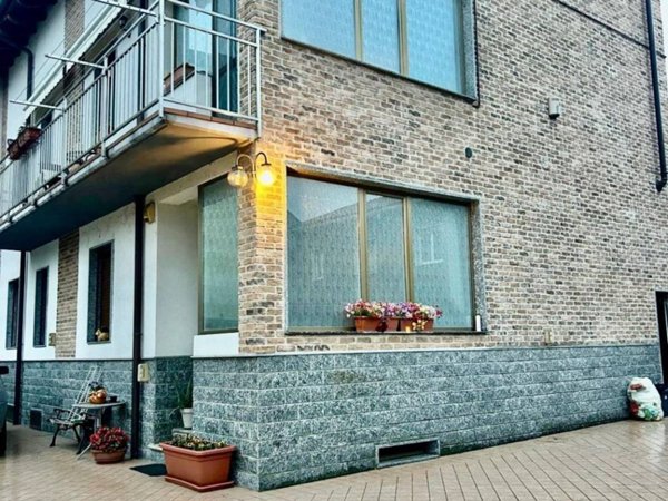 appartamento in affitto a Seveso in zona Baruccana