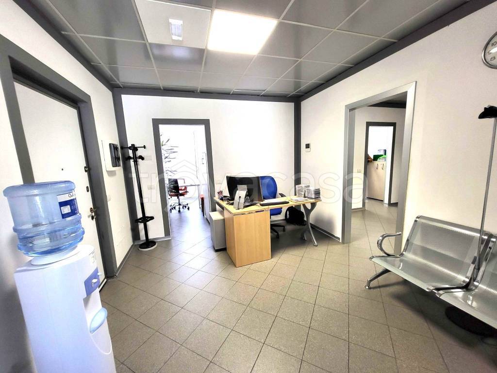 ufficio in affitto a Seveso
