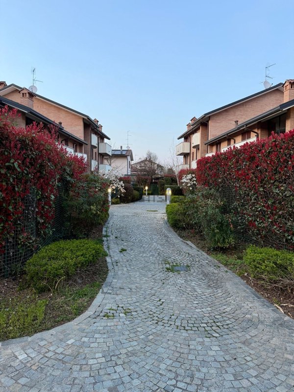 appartamento in affitto a Seveso