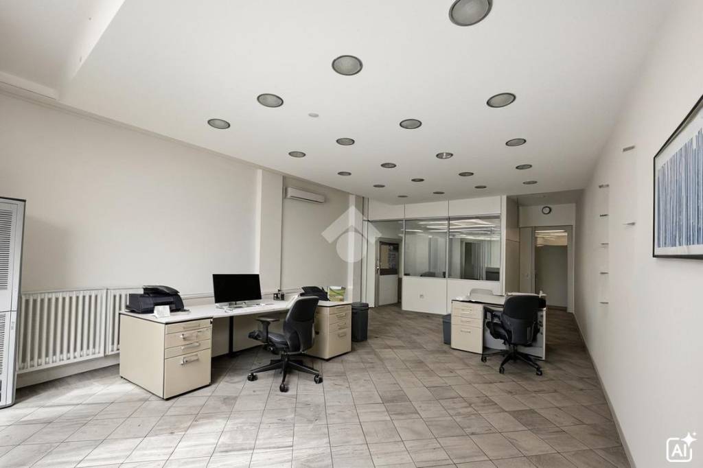 negozio in affitto a Sovico