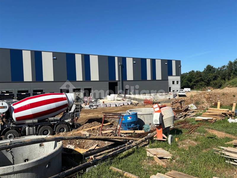 capannone in affitto a Sulbiate