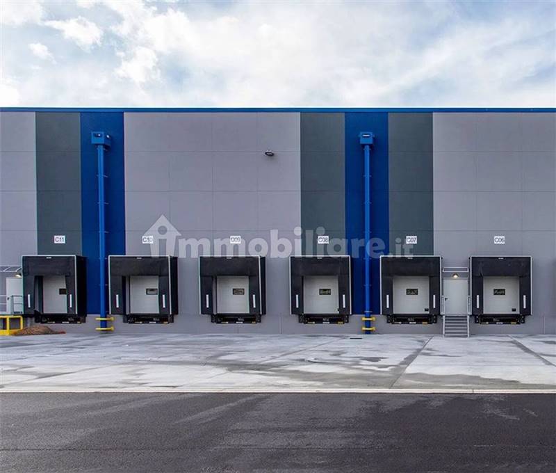 capannone in affitto a Sulbiate