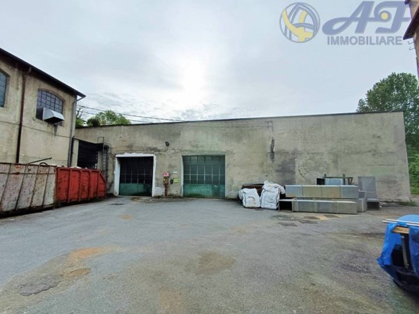 capannone in affitto a Triuggio