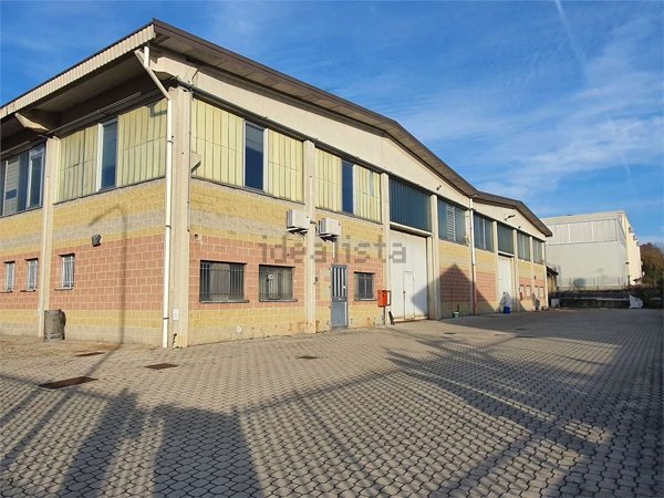 capannone in affitto a Triuggio in zona Canonica Lambro