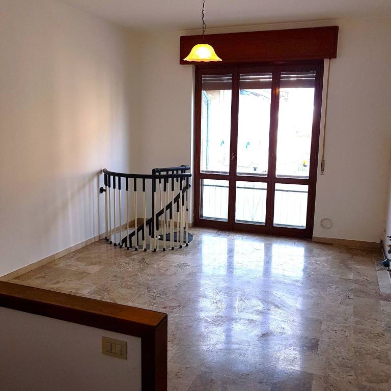appartamento in affitto a Triuggio in zona Tregasio