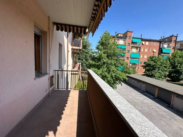 appartamento in affitto ad Usmate Velate