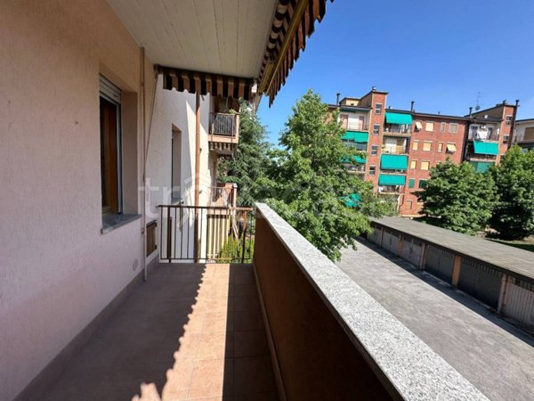 appartamento in affitto ad Usmate Velate