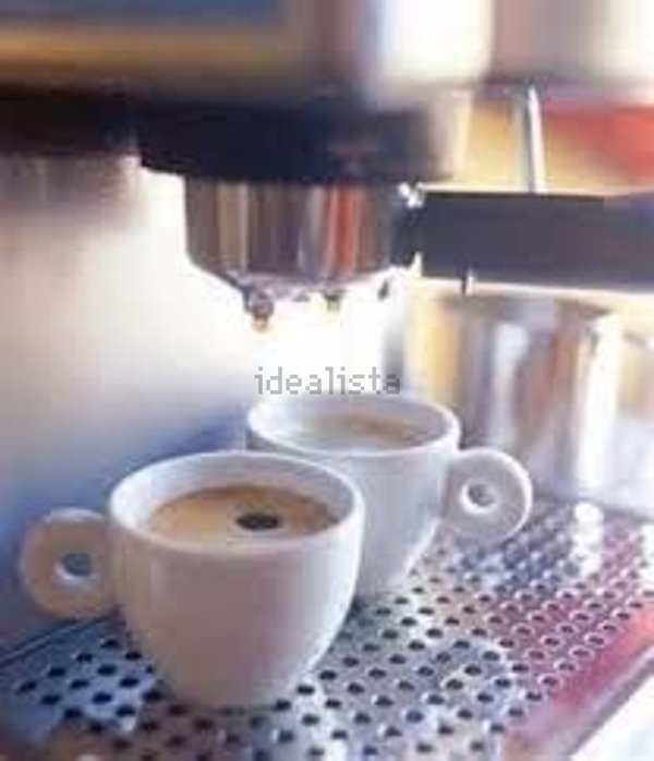 negozio in affitto ad Usmate Velate