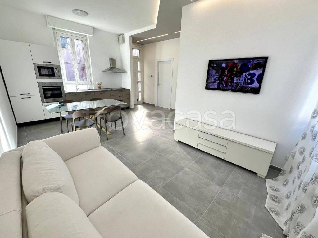 appartamento in affitto ad Usmate Velate