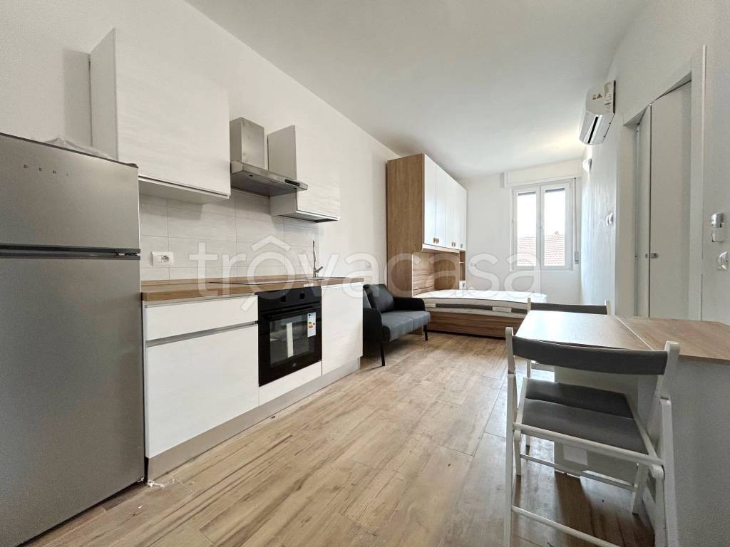 appartamento in affitto ad Usmate Velate