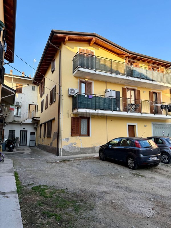 appartamento in affitto a Varedo