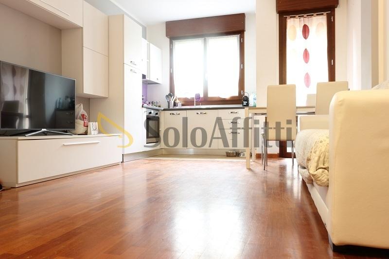 appartamento in affitto a Varedo in zona Valera