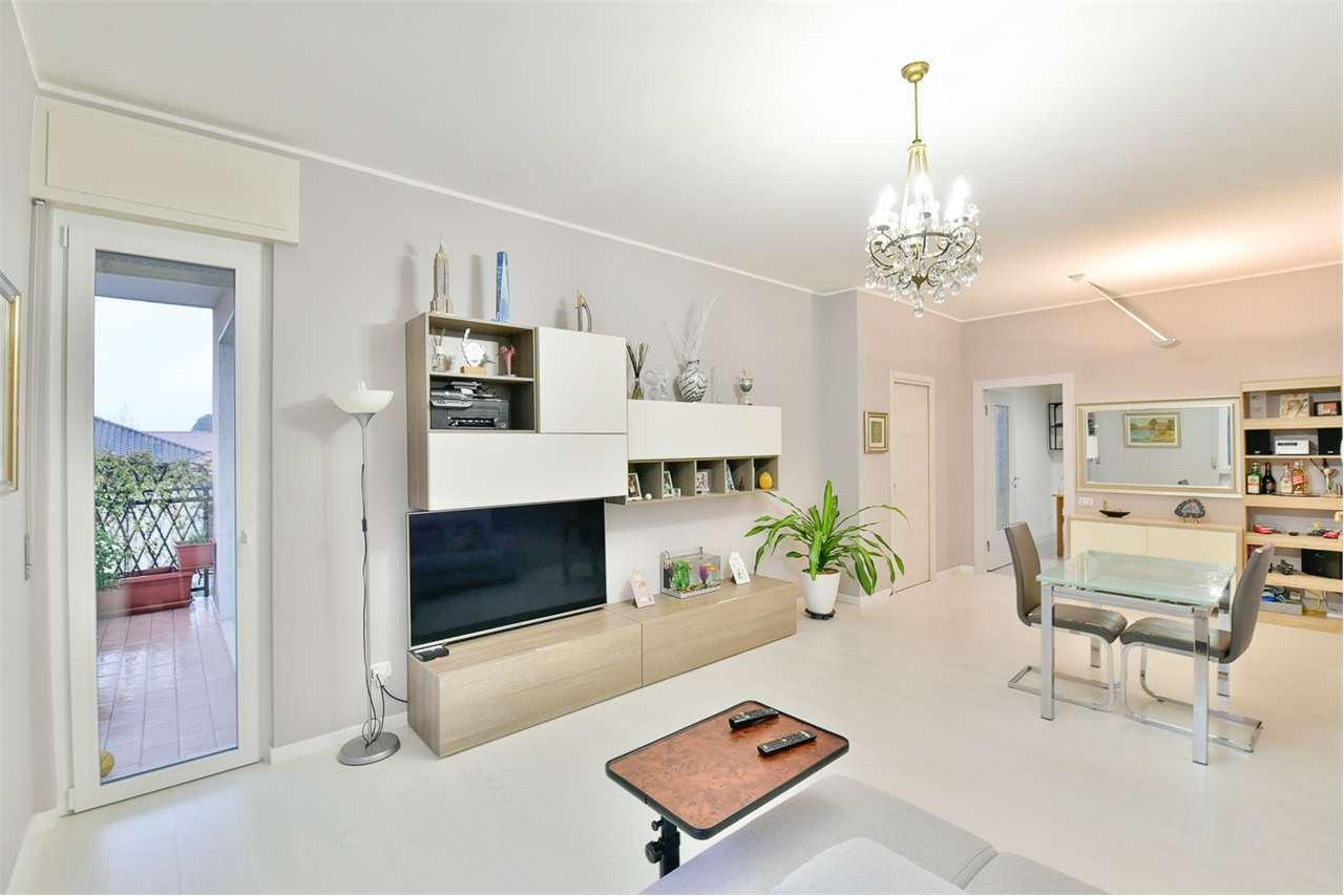 appartamento in affitto a Vedano al Lambro